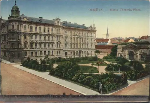 AK / Ansichtskarte Olmuetz Olomouc Maria Theresia Platz / Olomouc /