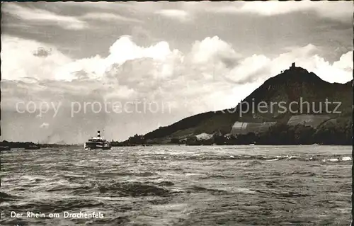 AK / Ansichtskarte Koenigswinter Rheindampfer am Drachenfels Kat. Koenigswinter