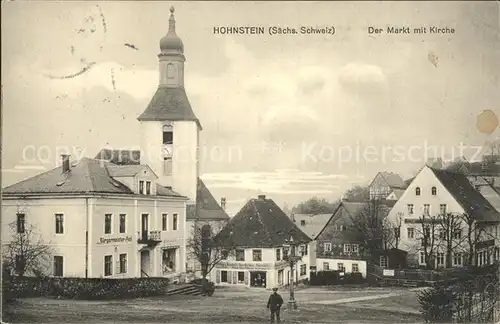 AK / Ansichtskarte Hohnstein Saechsische Schweiz Markt mit Kirche Kat. Hohnstein
