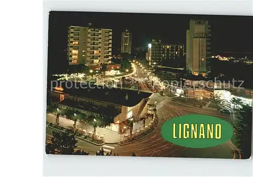 AK / Ansichtskarte Lignano Pineta City bei Nacht Kat. Lignano