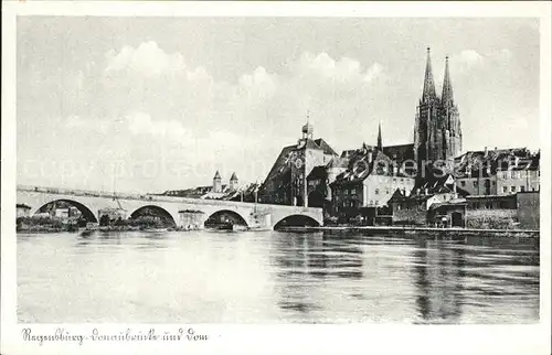 AK / Ansichtskarte Regensburg Steinerne Bruecke mit Dom / Regensburg /Regensburg LKR