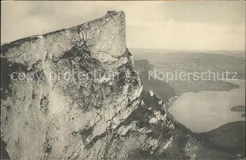 AK / Ansichtskarte St Wolfgang Salzkammergut Schafberg Spitze Blick ins Tal Wolfgangsee Kat. St. Wolfgang im Salzkammergut