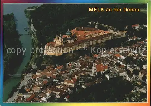 AK / Ansichtskarte Melk Donau Historische Altstadt Benediktinerstift 11. Jhdt. Fliegeraufnahme Kat. Melk Wachau
