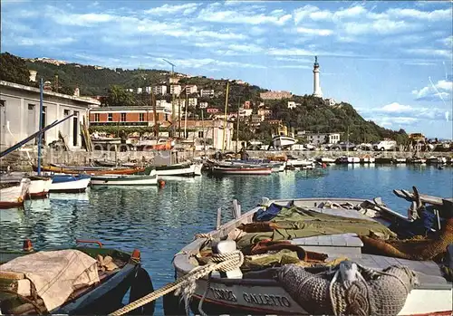 AK / Ansichtskarte Trieste Barcola Porto Hafen Fischerboote Kat. Trieste