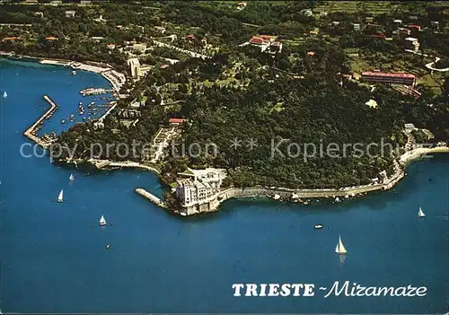 AK / Ansichtskarte Trieste Castello di Miramare Schloss Fliegeraufnahme Kat. Trieste