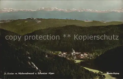 AK / Ansichtskarte St Blasien mit Hoechenschwand und Schweizer Alpen Kat. St. Blasien