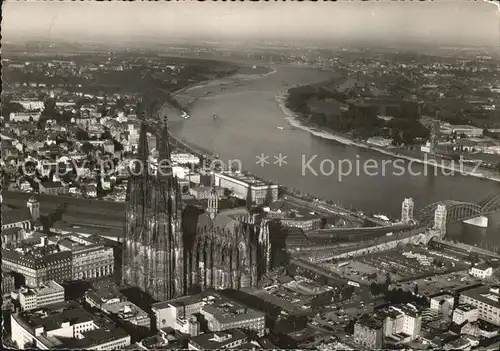 AK / Ansichtskarte Koeln Rhein Fliegeraufnahme mit Dom Kat. Koeln