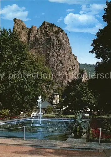 AK / Ansichtskarte Bad Muenster Stein Ebernburg Kurgarten mit dem Rheingrafenstein Kat. Bad Muenster am Stein Ebernburg