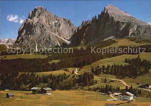 AK / Ansichtskarte Seiser Alm gegen Langkofelgruppe Dolomiten Kat. Seis am Schlern Kastelruth Suedtirol