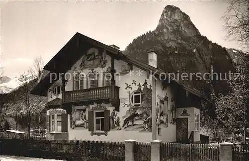 AK / Ansichtskarte Oberammergau Rotkaeppchenhaus Fassadenmalerei Kat. Oberammergau
