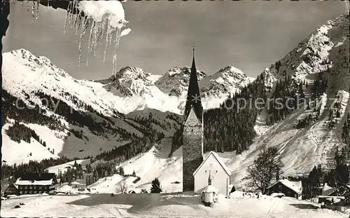 AK / Ansichtskarte Mittelberg Kleinwalsertal Wintersportplatz mit Hochgehren Schuesser Fiderepass Schafalpenkoepfe Kat. Oesterreich