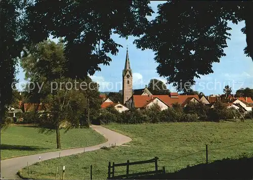 AK / Ansichtskarte Legau Teilansicht mit Kirche Ferienort Kat. Legau