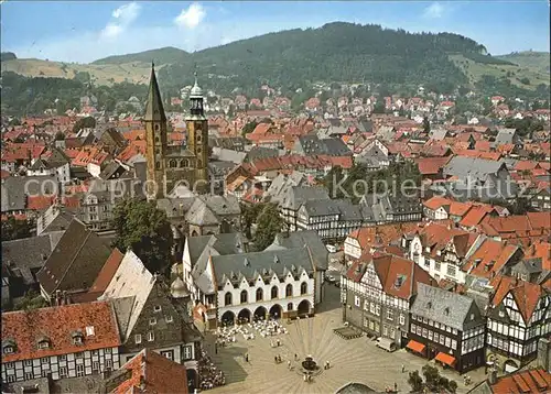AK / Ansichtskarte Goslar Stadtbild mit Kirche Kat. Goslar