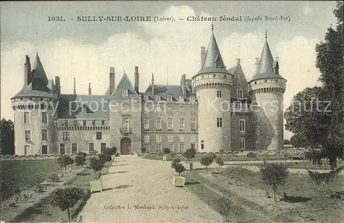 AK / Ansichtskarte Sully sur Loire Chateau feodal facade Nord Est Schloss Kat. Sully sur Loire