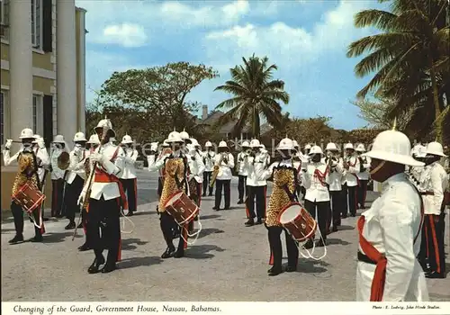 AK / Ansichtskarte Nassau Bahamas Changing of the Guard Government House