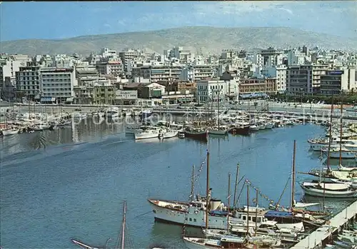 AK / Ansichtskarte Piraeus Hafen Kat. Piraeus