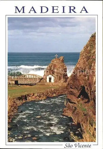 AK / Ansichtskarte Sao Vicente Madeira Kueste Kapelle im Felsen