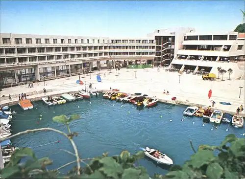 AK / Ansichtskarte Bernardin Hotel Naselje Hafen