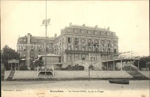 AK / Ansichtskarte Arcachon Gironde Grand Hotel vu de la Plage Kat. Arcachon