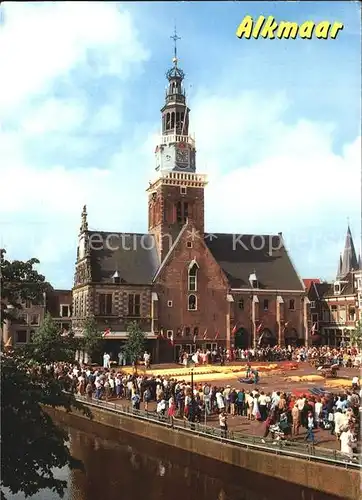 AK / Ansichtskarte Alkmaar Waaggebouw met kaasmarkt Kaesemarkt Kat. Alkmaar