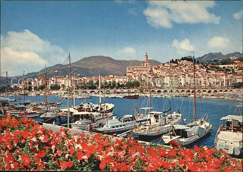 AK / Ansichtskarte Menton Alpes Maritimes Le port et la vieille ville Yachthafen Cote d Azur Kat. Menton