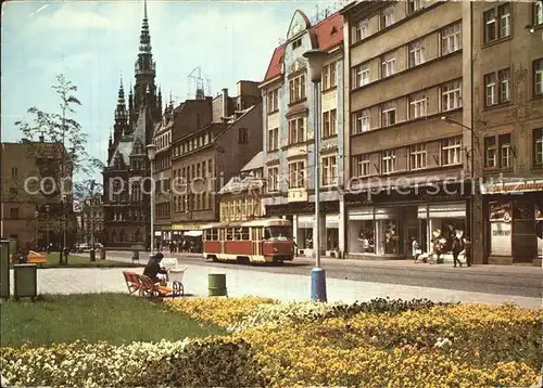 AK / Ansichtskarte Liberec Tr 5 kvetna v pozadi radnice Kat. Liberec