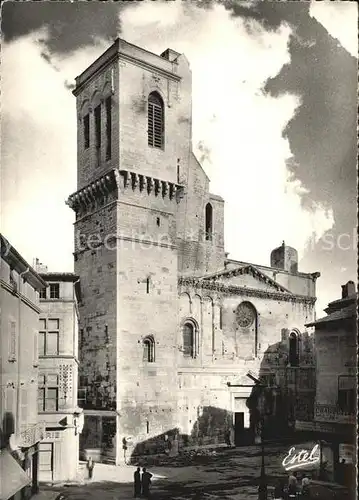 AK / Ansichtskarte Nimes La Cathedrale Kathedrale Kat. Nimes