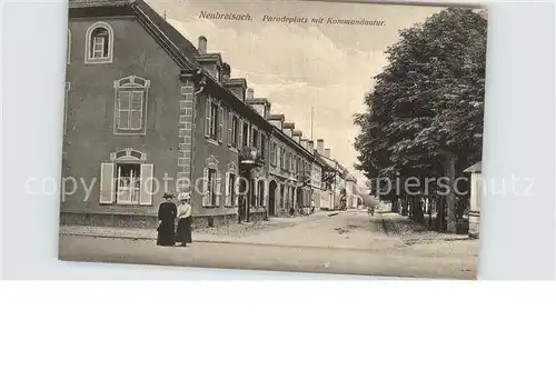 AK / Ansichtskarte Neubreisach Paradeplatz mit Kommandantur Kat. Neuf Brisach