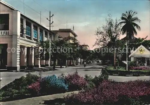 AK / Ansichtskarte Dar Es Salaam Acacia Avenue Kat. Dar Es Salaam