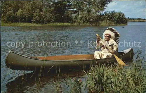 AK / Ansichtskarte Indianer Native American Indian Chief Full Regalia Kanu Kat. Regionales