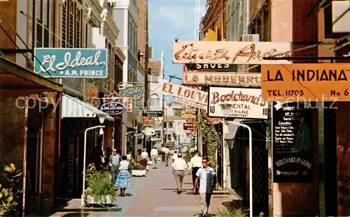 AK / Ansichtskarte Curacao Niederlaendische Antillen Heerenstraat main shopping street for tourists Kat. Niederlaendische Antillen