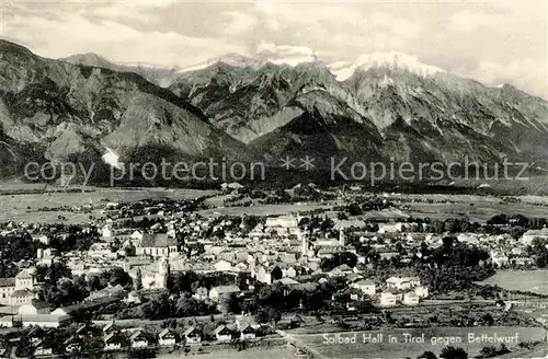 AK / Ansichtskarte Hall Tirol Panorama Solbad gegen Bettelwurf Karwendelgebirge Kat. Hall in Tirol