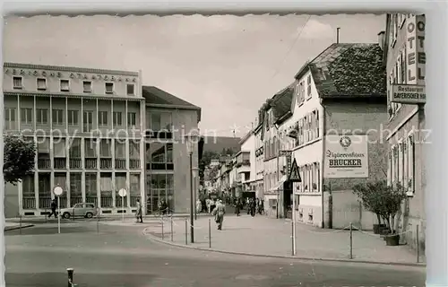 AK / Ansichtskarte Neustadt Weinstrasse Bayerische Staatsbank mit Blick in die Friedrichstrasse Kat. Neustadt an der Weinstr.