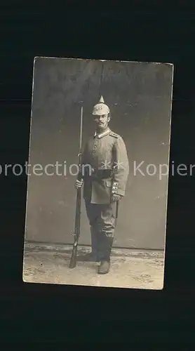 AK / Ansichtskarte Regiment GR 008 Grenadier Regiment Soldat mit Gewehr WK1