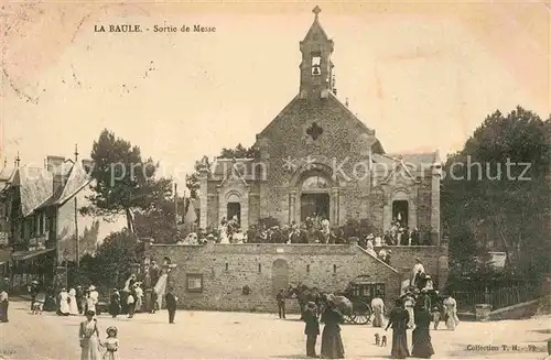 AK / Ansichtskarte La Baule Escoublac Sortie de Messe Kat. La Baule Escoublac