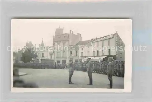 AK / Ansichtskarte Cognac Soldaten Parade Kat. Cognac