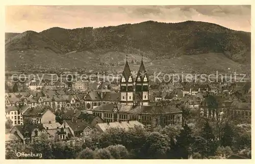 AK / Ansichtskarte Offenburg Stadtbild mit Dreifaltigkeitskirche Schwarzwald Kat. Offenburg