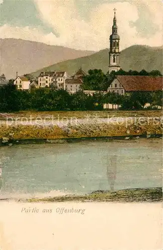 AK / Ansichtskarte Offenburg Uferpartie am Fluss Kirche Schwarzwald Kat. Offenburg