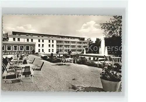 AK / Ansichtskarte Bad Wildungen Sanatorium Wicker Fontaene Kat. Bad Wildungen