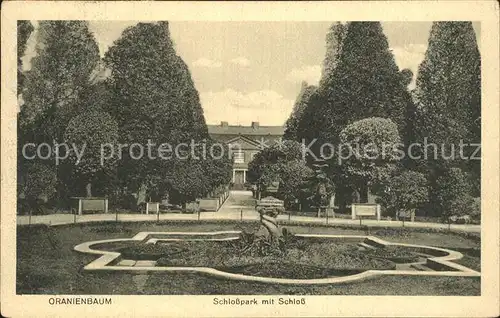 AK / Ansichtskarte Oranienbaum Schlosspark mit Schloss Kat. Oranienbaum