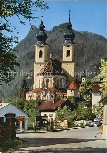 AK / Ansichtskarte Aschau Chiemgau Ortskirche mit Zellerhorn Kat. Aschau i.Chiemgau