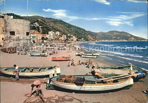 AK / Ansichtskarte Laigueglia  Torrione e spiaggia Riviera delle Palme Turm Strand Palmenriviera Kat. Savona