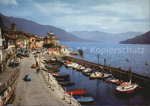 AK / Ansichtskarte Cannobio Lago Maggiore Uferstrasse Hafen Alpen Kat. Italien