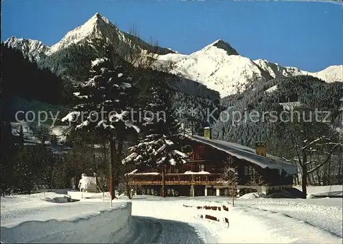 AK / Ansichtskarte Graen Tirol Haus Moradell Winterpanorama mit Geishorn und Rauhhorn Allgaeuer Alpen Kat. Graen