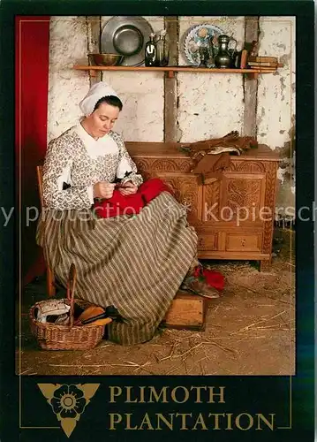 AK / Ansichtskarte Trachten Plymoth Plantation Massachusetts Housewife mending Clothing  Kat. Trachten