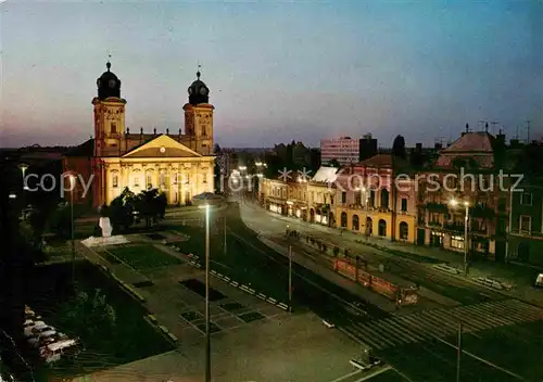 AK / Ansichtskarte Debrecen Debrezin Kossuth Lajos Platz Kirche Nachtaufnahme