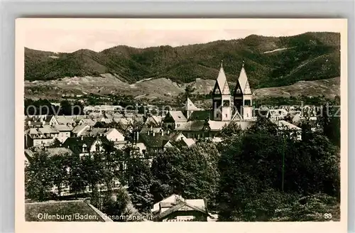 AK / Ansichtskarte Offenburg Stadtbild mit Dreifaltigkeitskirche Schwarzwald Kat. Offenburg