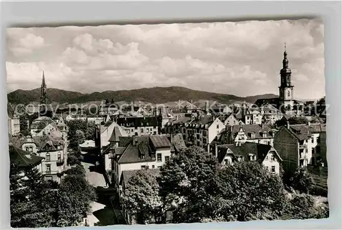 AK / Ansichtskarte Offenburg Stadtbild mit Kirchen Blick zum Schwarzwald Kat. Offenburg