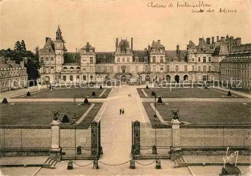 AK / Ansichtskarte Fontainebleau Seine et Marne Le Palais  Kat. Fontainebleau