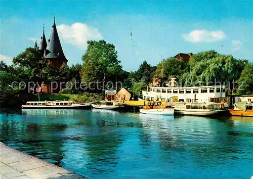 AK / Ansichtskarte Luebeck Partie am Holstentor Kat. Luebeck